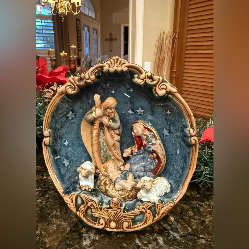 Vintage 3D Sculpted Nativity Scene - Holy Family Tabletop Creche